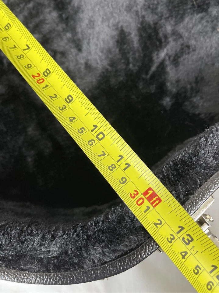 Road Runner Acoustic Guitar Hard Case REH132 With Keys - Image 4 of 4