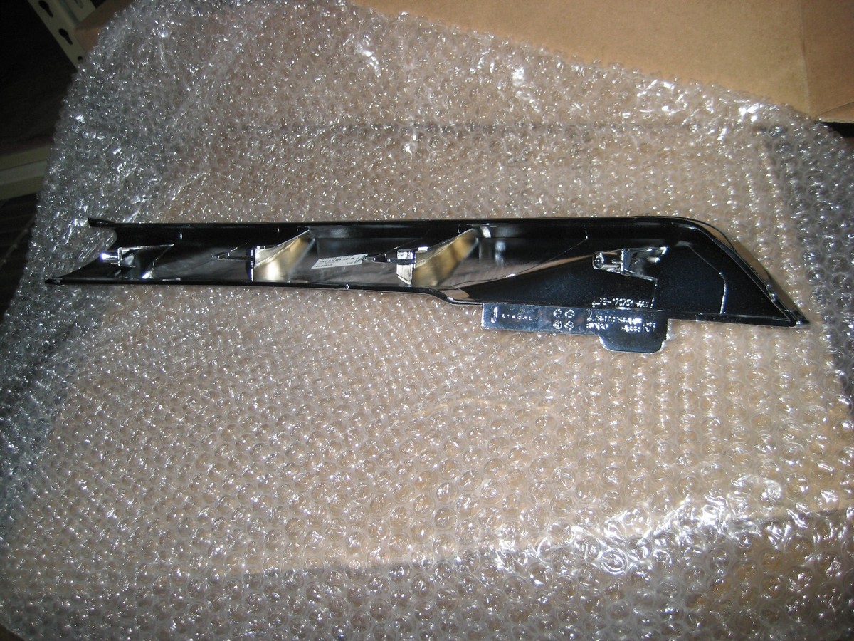 フト Ford Part - PC3Z17B807AA - PC3Z-17B807-AA Cover - Bumper End