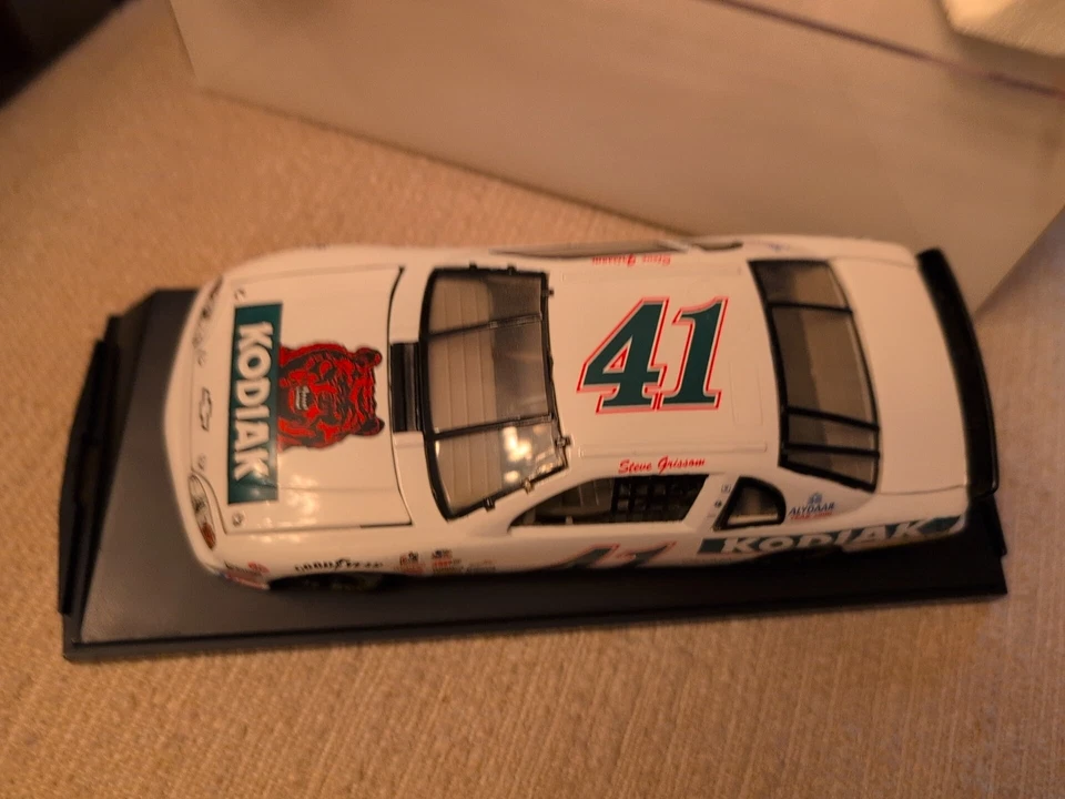 1997 NASCAR #41 Steve Grissom Kodiak Chevy 1/24 Diecast By Rcca, Raro - Imagem 2 de 4