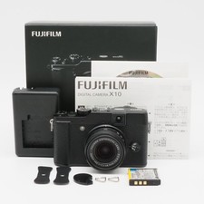 Fujifilm X10 12MP Digital Camera Black With Box/Charger/Battery