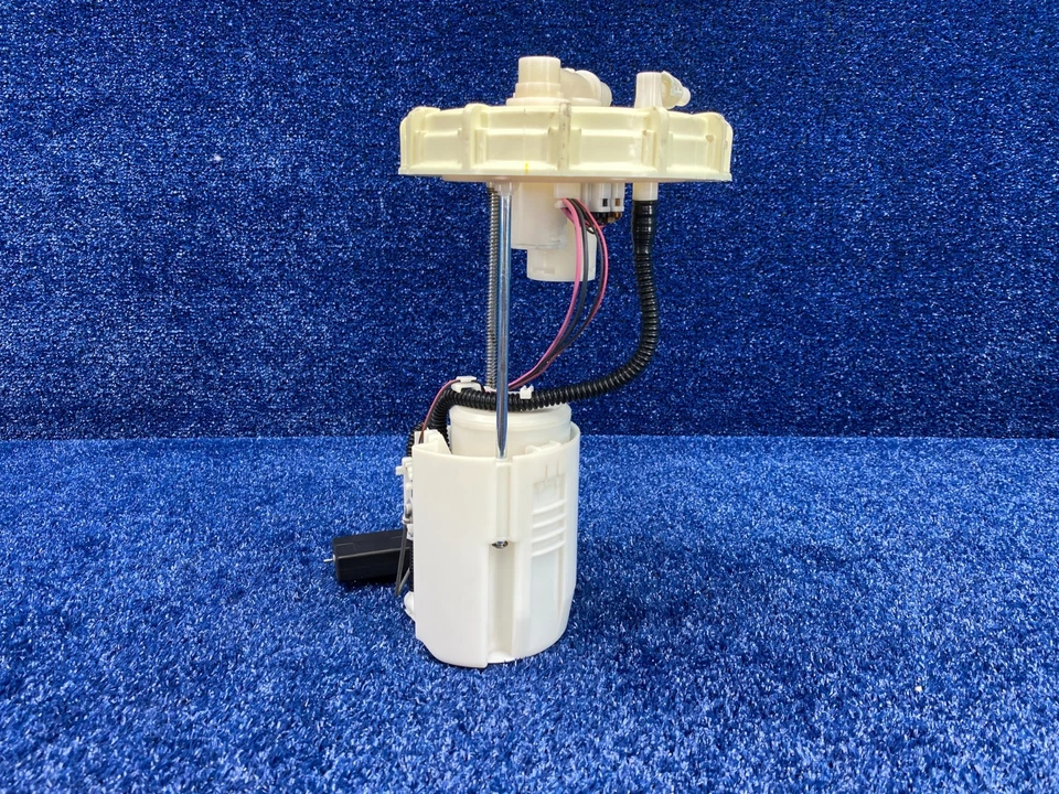 Conjunto de bomba de combustible Honda Civic 2012-2015 OEM KA101962-6330 Foto 3 de 4