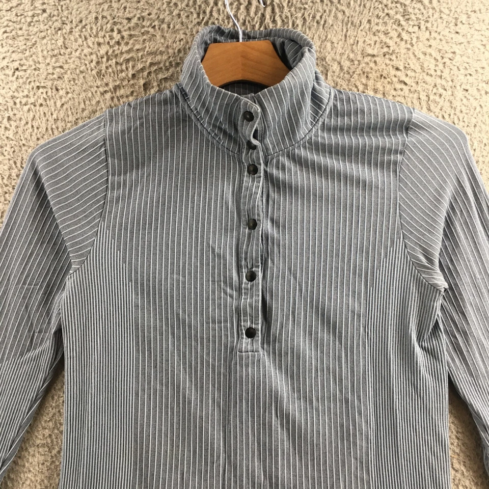 Camisa de manga larga Athleta Top para mujer pequeña gris blanca a rayas cuello falso a presión Foto 2 de 4