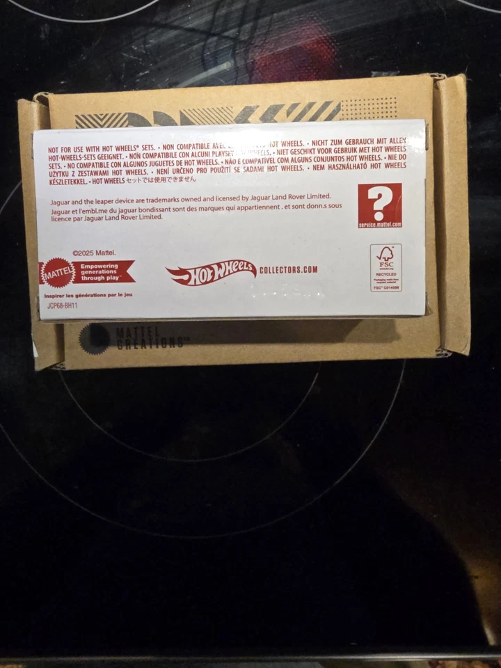 Jaguar E-Type 1964 exclusivo Hot Wheels Collectors RLC 2025 rojo Foto 3 de 4