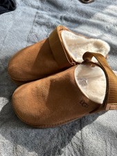 NEW ugg goldenstar clog size 8