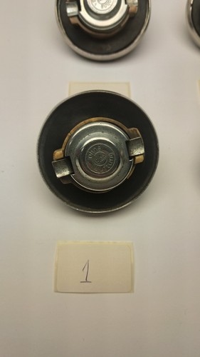 Original Mercedes Tankdeckel Chrom W107 W114 W115 W116 W123 W126 W201 W124 D478 - Picture 5 of 8