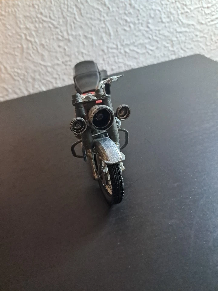 Polistil Moto Guzzi V7 Special Motorrad, Rot, Maßstab 1:15 - Bild 4 von 4