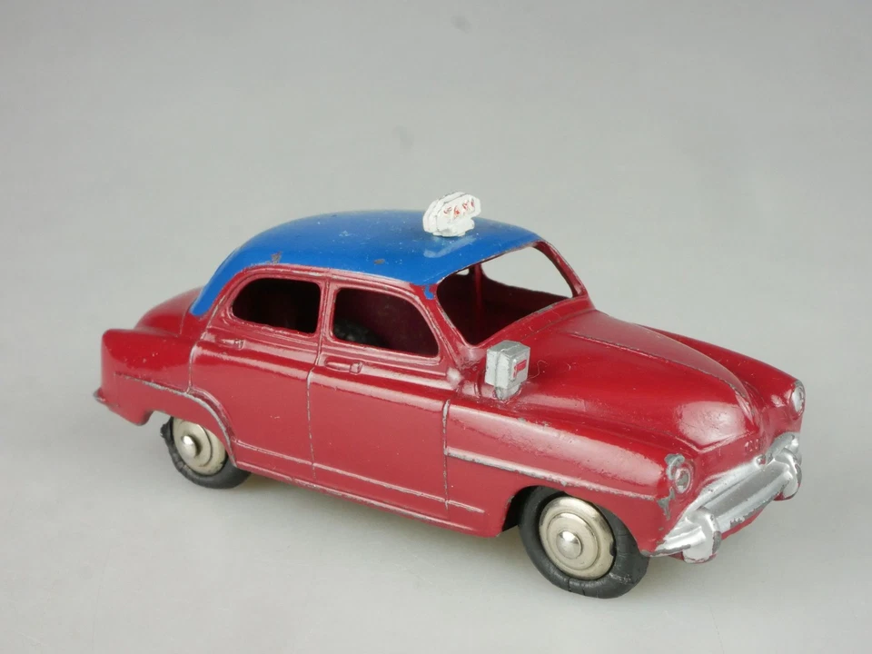 Vintage Dinky Toys 24U SIMCA 9 Aronde Taxi Made in France Meccano 132848 - Bild 4 von 4
