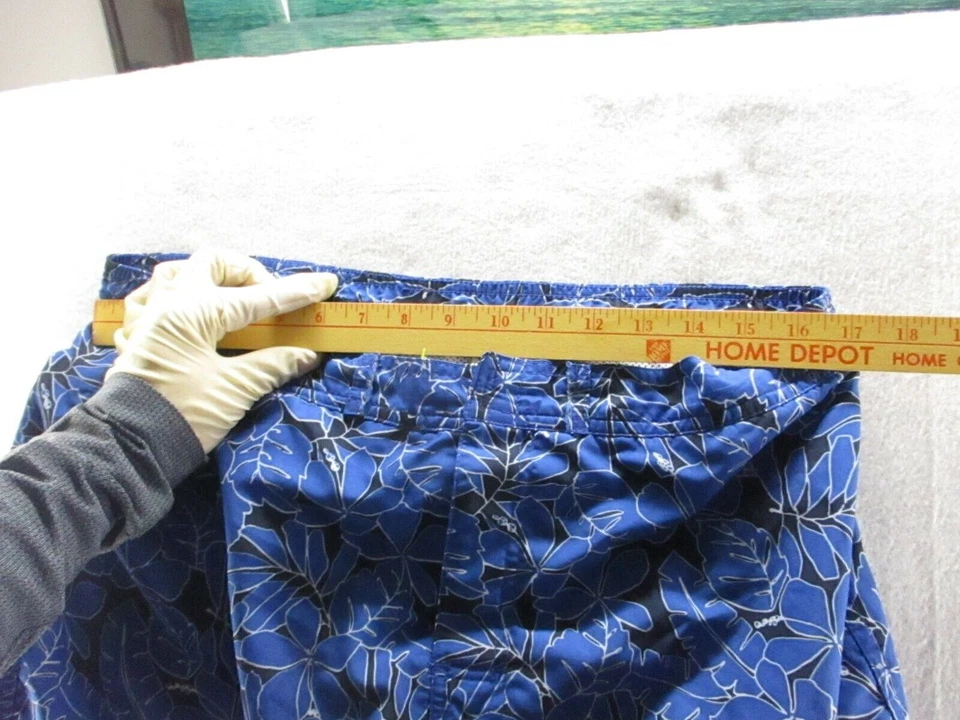 Baús de banho azuis Covington tamanho M - Imagem 2 de 4