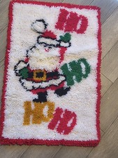 Vintage Handmade Santa Claus Latch Hook Rug Christmas Wall Hanging 30x20