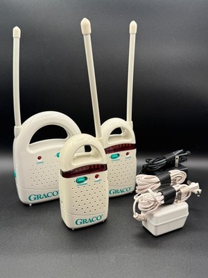 Graco Ultra Clear Baby Monitor Parent Unit Plus 2 Receivers With Adapters White