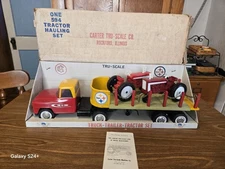 Tru Scale Semi Truck set  Stock #594 Tractor Hauling Set READ ITEM DESCRIPTION 