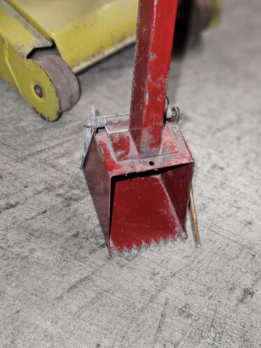 Vintage Pressed Steel Backhoe Brenner Manufacturing With Bucket - Picture 3 of 18