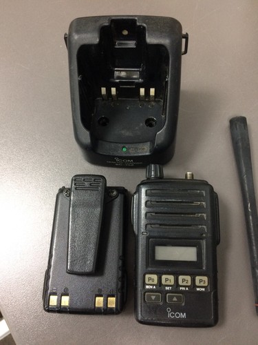ICOM IC-F50, VHF 136-174 MHz, 4W, 128 CH, Antenna, CHGR USED BATTERY, Programmed - Picture 4 of 9