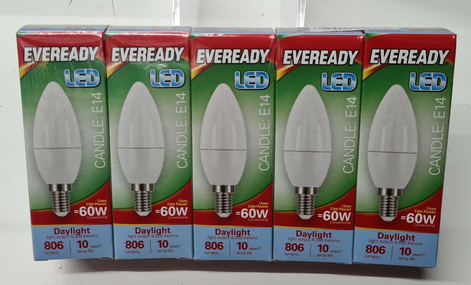 5 x Eveready 7.3W = 60W LED Candle Bulbs SES/E14 Daylight White 806
