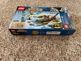 LEGO 76000 DC Comics Super Heroes: Arctic Batman vs. Mr. Freeze: Aquaman on Ice