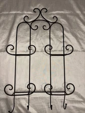 Wrought Iron 4 Plate Rack Picture Holders Wall Mount Scroll Rustic 2 Tier 4 Hook