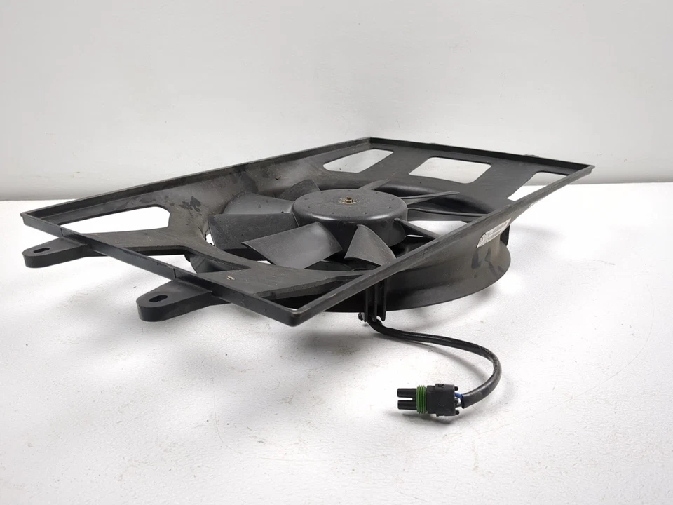 Ventilador de refrigeración radiador Polaris Slingshot SL 14-20 181115617 Foto 2 de 4