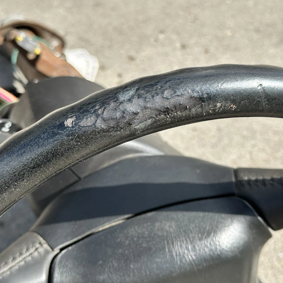 1999-2002 OEM GM 26080896 Chevy Silverado 1500 Truck tilt steering column Wheel Foto 4 de 4