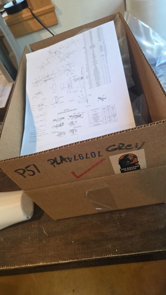 Eclipson P-51D Mustang — базовая версия PLA (серая) - Изображение 4 из 4