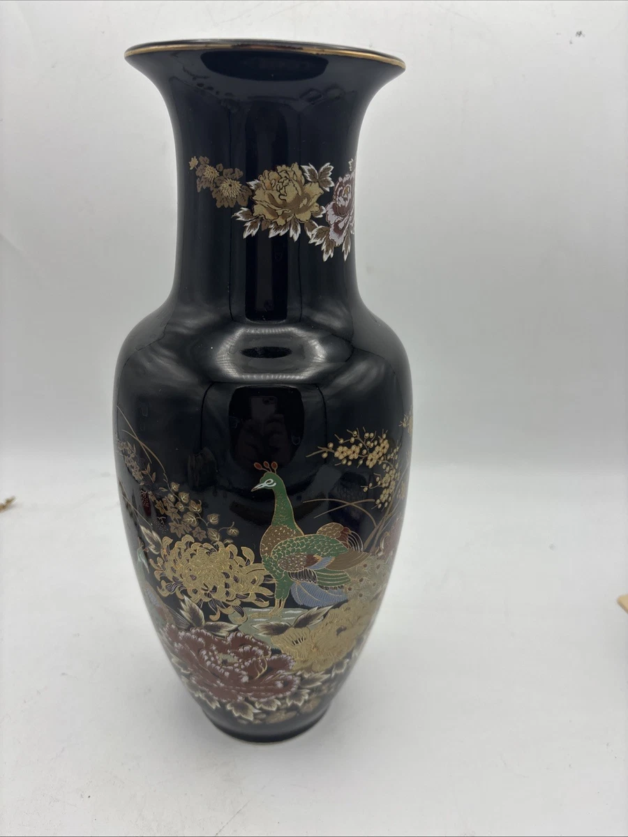 Yamaji Vase In Collectible Japanese Vases & Jars (1900-Now) for