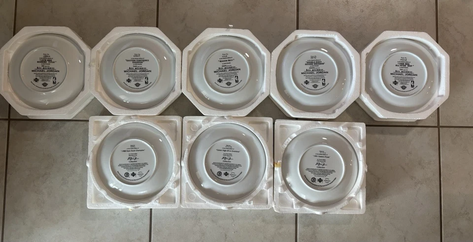 8 placas de cubierta superior Michael Jordan Bradford Exchange 1996, 1997, 1999 Foto 2 de 4