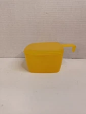 TUPPERWARE Forget Me Not Hanging Cheese Keeper 5338 Fridge 3x4x4 Square 1020