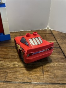 LEGO DUPLO 5828 Big Bentley Disney Pixar Cars 2 Set Lightning McQueen Mater Finn