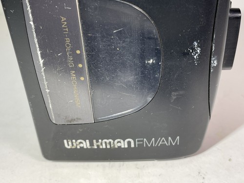 Sony Walkman WM-FX10 STEREO LETTORE CASSETTE RADIO FM/AM SOLO PER PARTI DI RICAMBIO - Foto 14 di 21