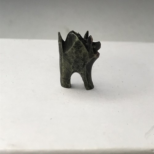 Black Painted Cat Charm Piece Made From Cow Bone, VINTAGE RARE - Imagen 4 de 6