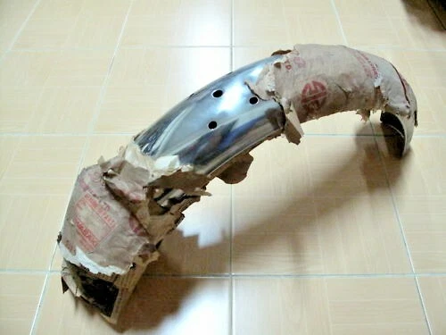 Garde-boue arrière chromé Kawasaki 100cc G7G7T G7TA G7SA NOS origine P/N 3502... - Photo 1/1