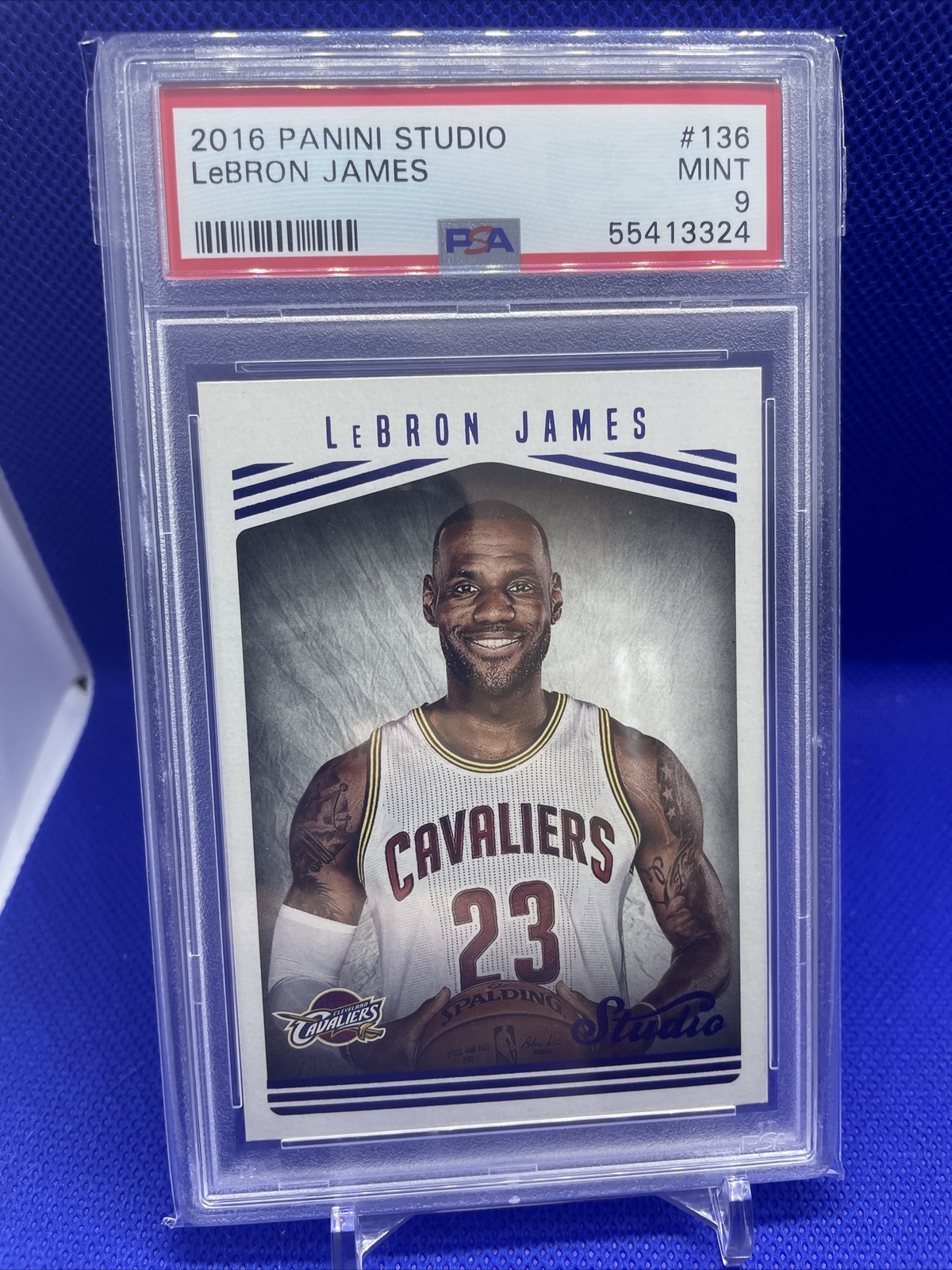 2016-17 Panini Studio LEBRON JAMES Portrait #136 Cavaliers Lakers PSA 9 Mint