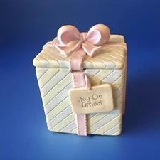 Vintage Precious Moments “Joy On Arrival” Gift Box