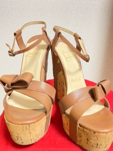 Sandalias de cuña Christian Louboutin marrón claro tacón 14 cm talla 35 US5 usadas - Imagen 2 de 7