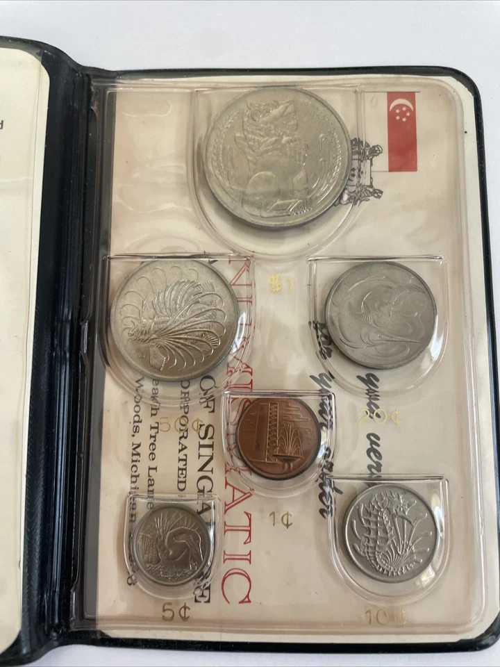1969 SINGAPORE BOARD OF COMMISSIONERS OF CURRENCY MINT SET COINS - Image 2 of 4