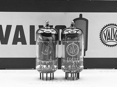 2x Valvo ECC82 12AU7 Long Plates 45° Foil D-getter - Hamburg Pre 1955 - Strong