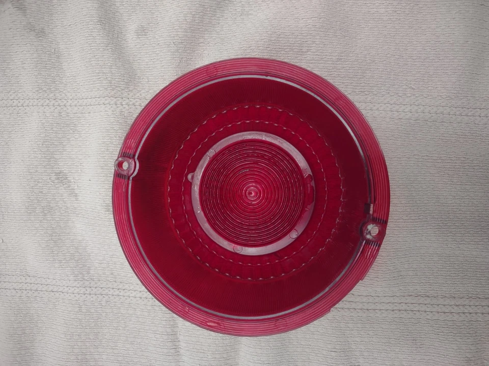 Luz de freno trasera Opel GT 1968-73 lente roja x2 Foto 4 de 4