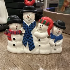 Family Of 4 Poly Resin Adorable Snowmen Figurine 4”x3.25” Amazing Cond Winter