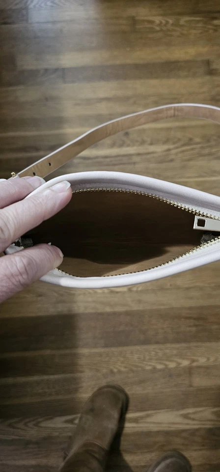 Bolso Cinturón Michael Kors Off-White Logo Recubierto Lona y Cuero Sintético Rosa con Cremallera Foto 3 de 3