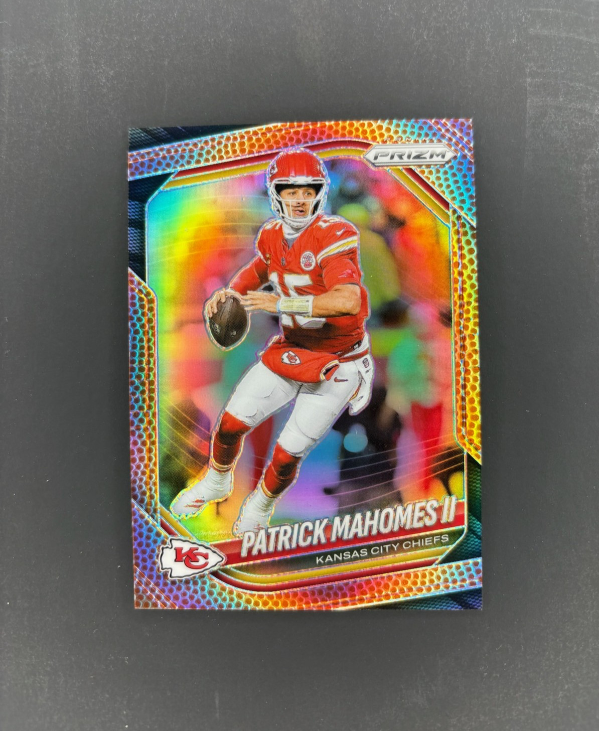 2025 Panini Prizm Patrick Mahomes II Pigskin Prizm /180 #26 - Chiefs