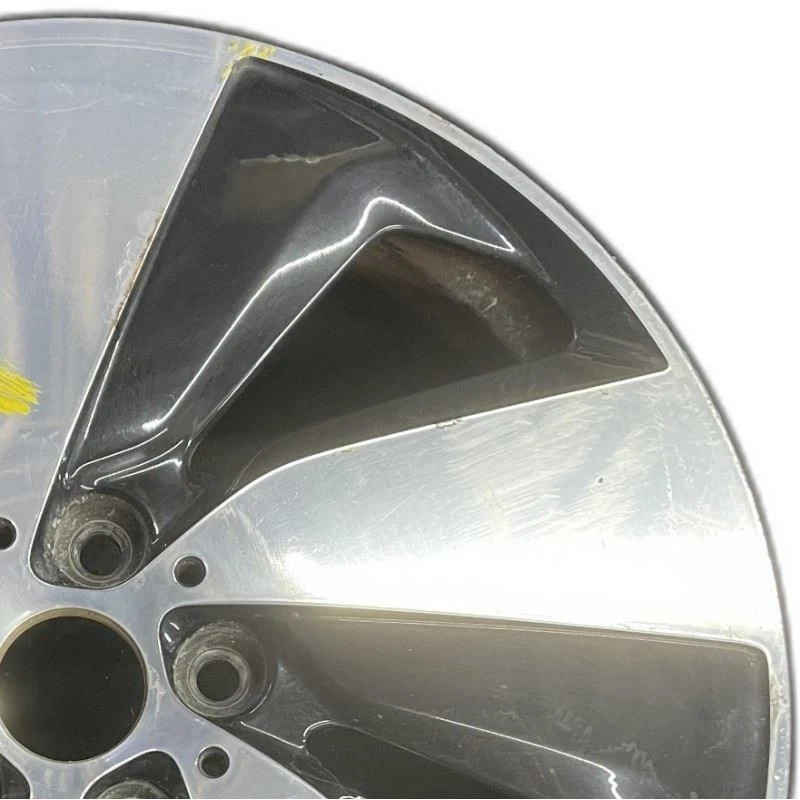 Llanta original delantera derecha BMW i3 mecanizada negra OEM 19” 14-21 6856896 86167 Foto 3 de 4