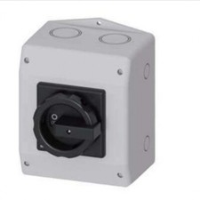Siemens 3 Pole Enclosed Non Fused Isolator Switch 50/60Hz IP65 3LD2565-0TB51