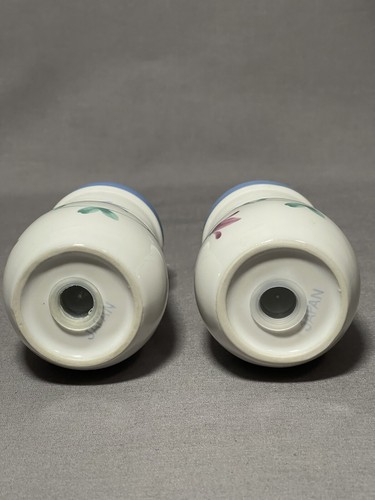 Agitador de cerámica vintage blanco con diseño floral azul y malva - Imagen 5 de 5