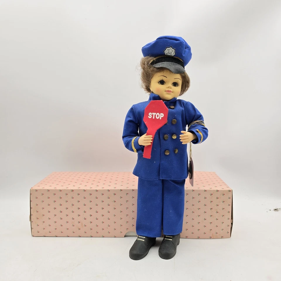 Muñeca coleccionable BRINN'S 1988 oficial de policía 14" con señal de alto, ¡cuando crezca! Foto 2 de 4