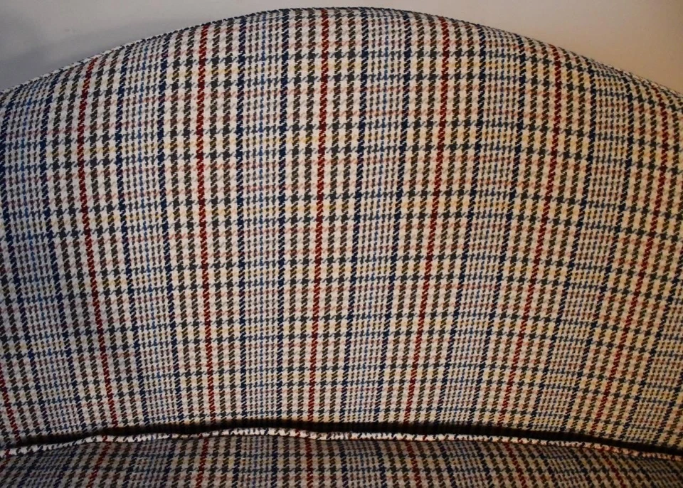 Hickory Chair since 1911 French Mahogany spring-seat loveseat / settee - Image 3 of 4