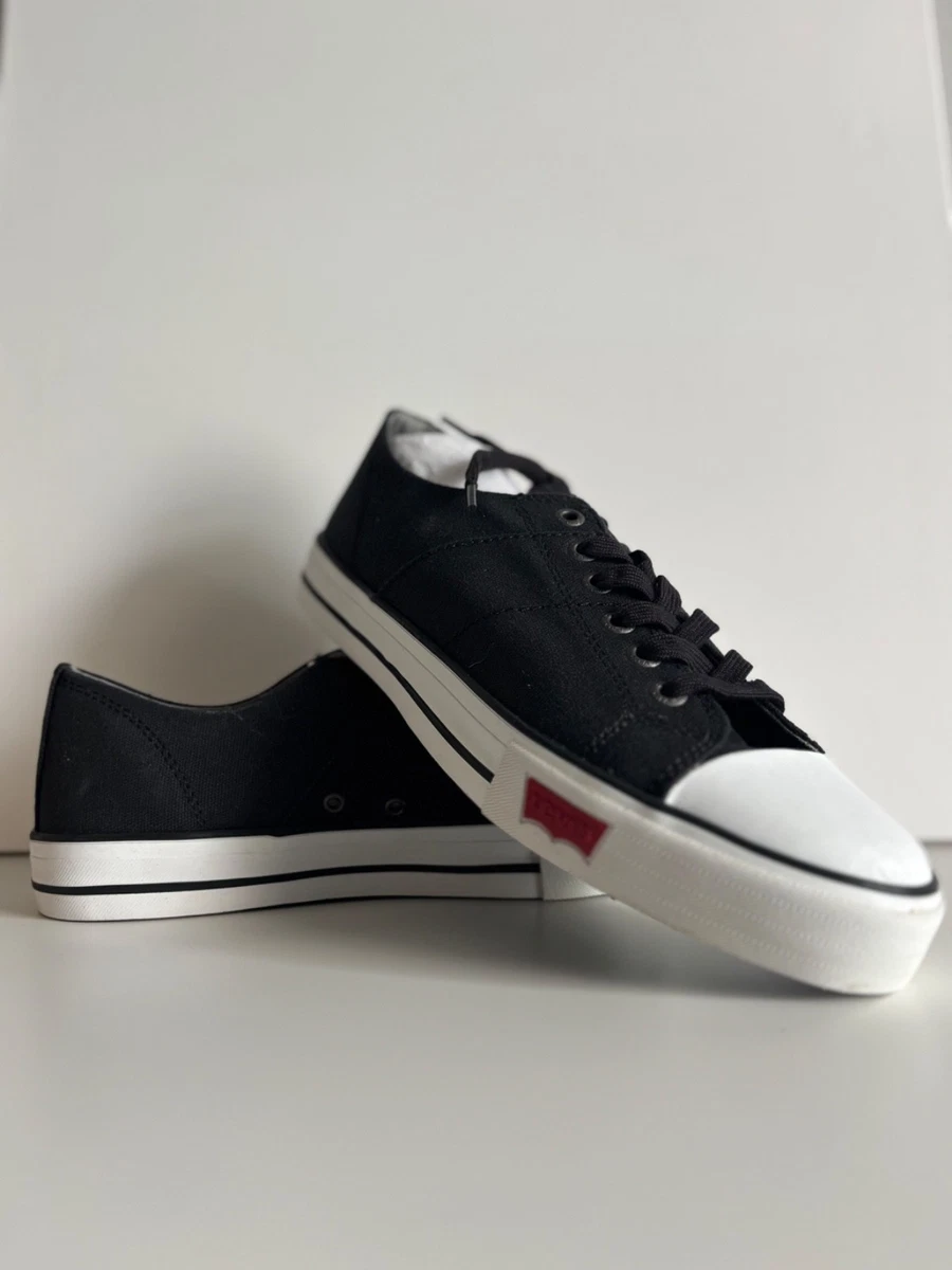 NWOT - Levi’s Men’s Canvas Slip On Shoes 9.5 Levi main image 2