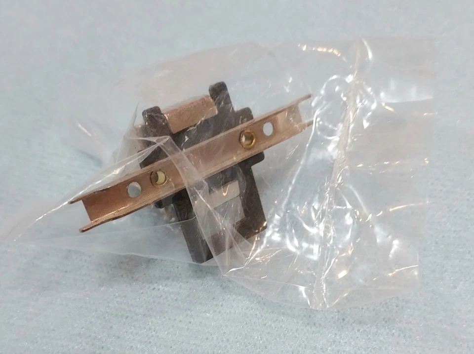 Lionel prewar 6 Wheel Truck w/ Roller PickUp & extra Roller! whistle/pass, New! - Image 4 of 4