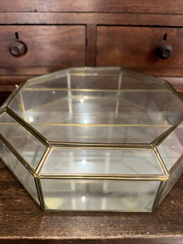 Vintage Mid Century Brass & Glass 3 Shelf Curio Display Cabinet 12.5” Octagon - Picture 2 of 13