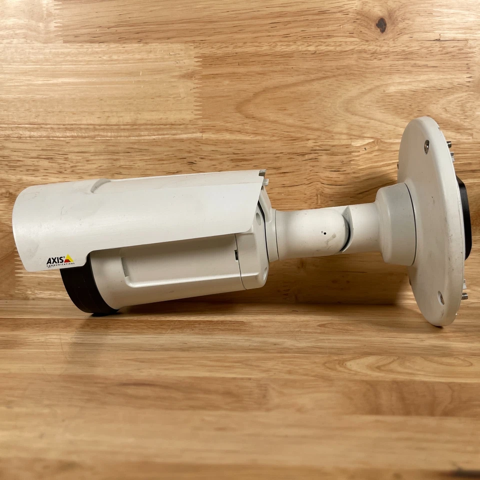 Axis P1405-LE MK II White IR LED HDTV 1080p 30fps Bullet Network Security Camera - Image 2 of 4