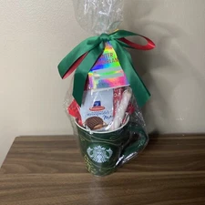 Starbucks Winter Wonderland Coffee Mug Green 2020 Edition w Hot Cocoa & Cookie