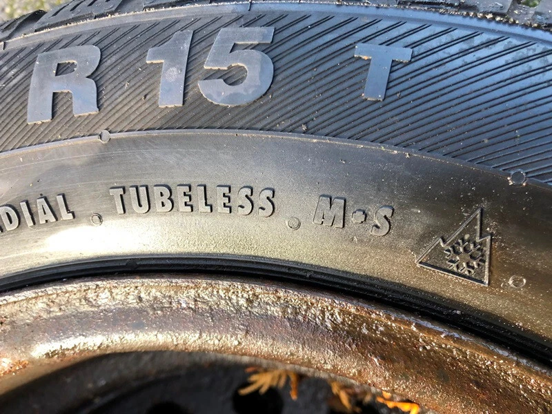 4xkomplette Winterreifen+Felgen 195/60R15 88T für Toyota Corolla,Allex,Mazda usw - Bild 4 von 4